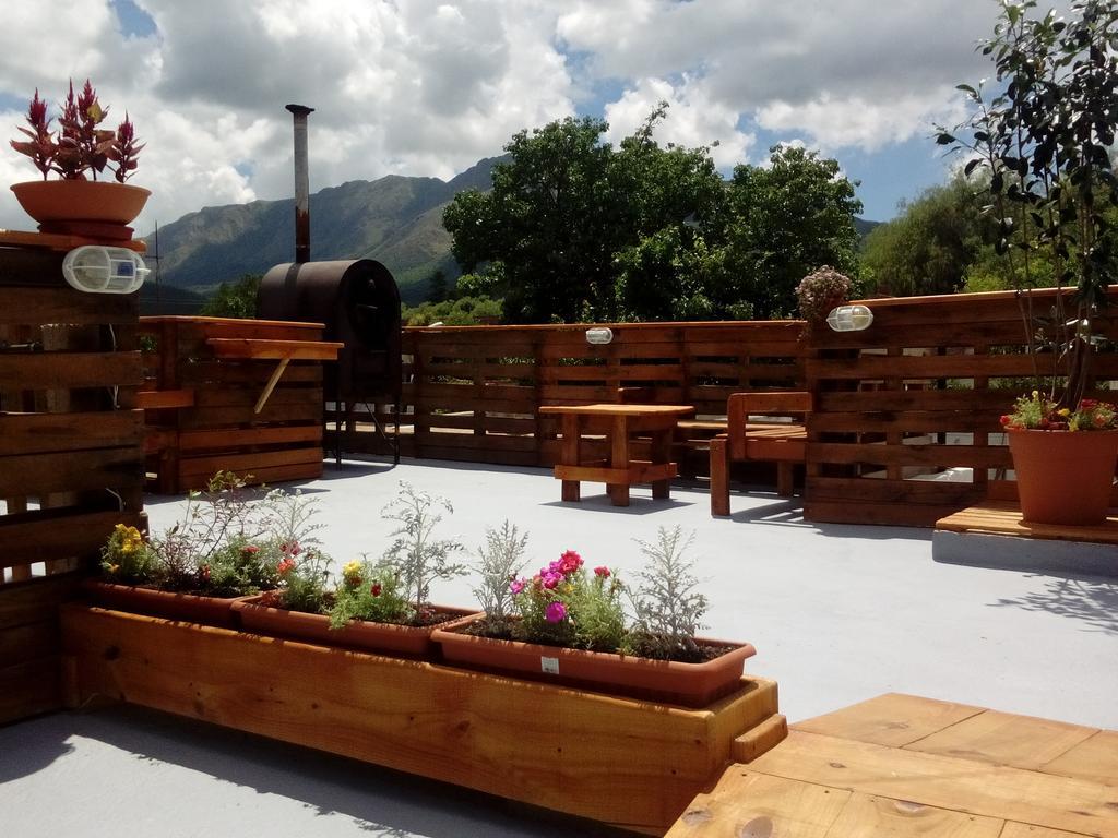 Hostal Tabak Капила дел Монте Екстериор снимка