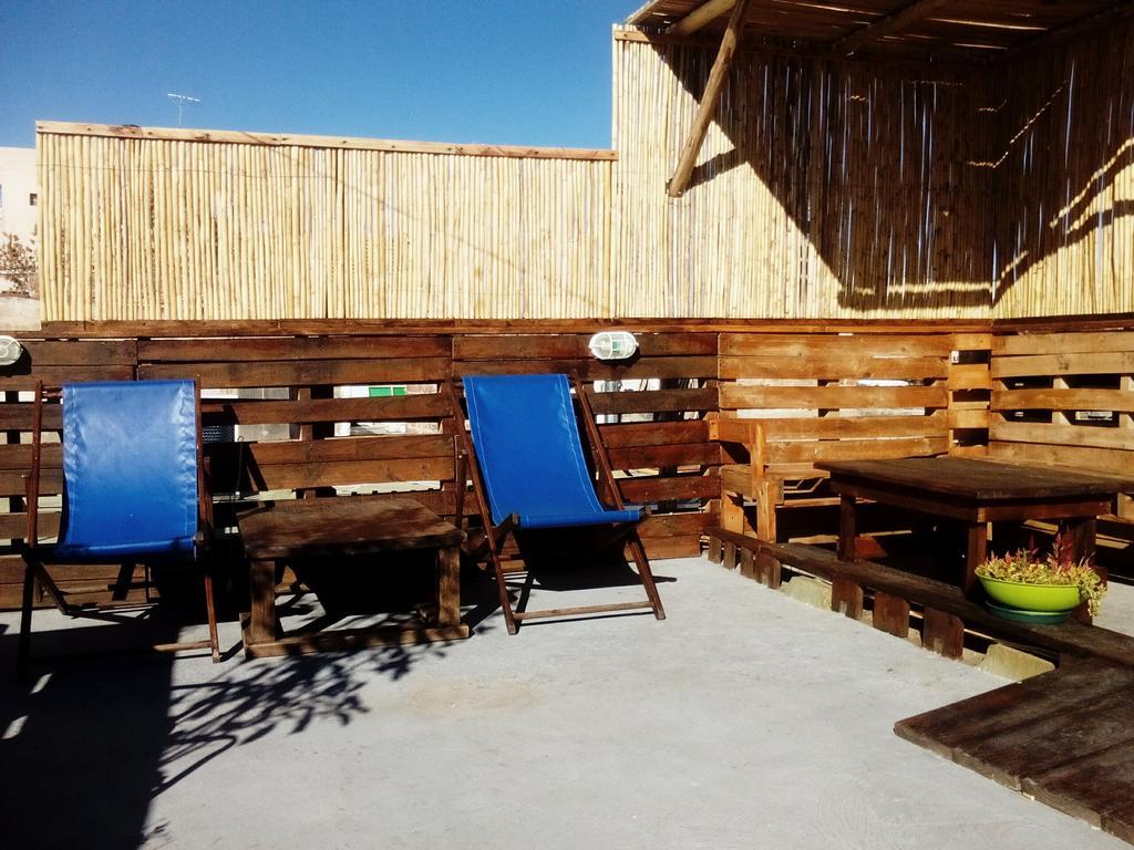 Hostal Tabak Капила дел Монте Екстериор снимка