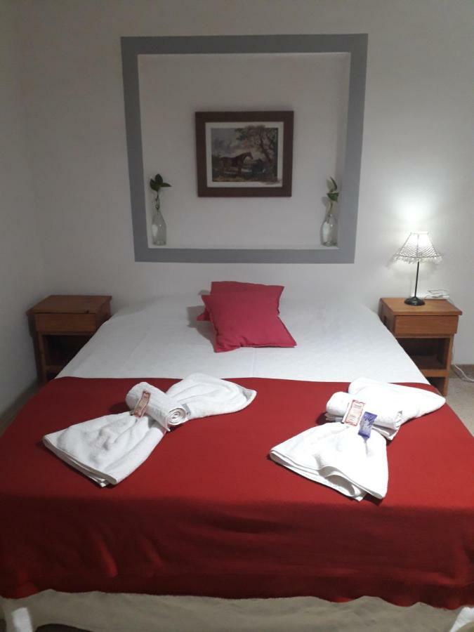 Hostal Tabak Капила дел Монте Екстериор снимка